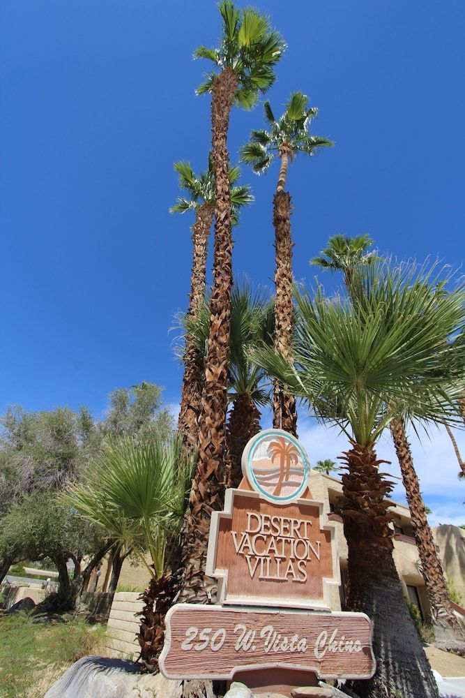 Desert Vacation Villas 2