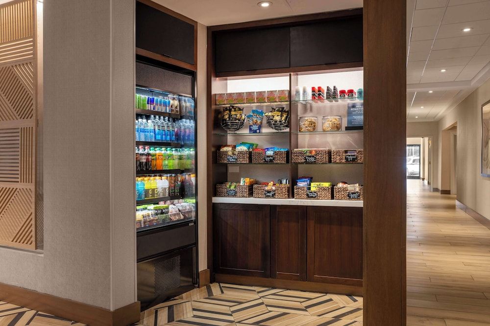 Hyatt Place Tempe Phoenix Airport 1