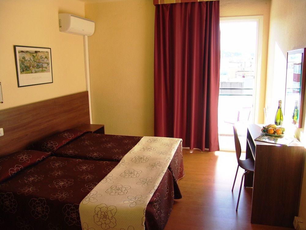 Hotel Golden Sand 1