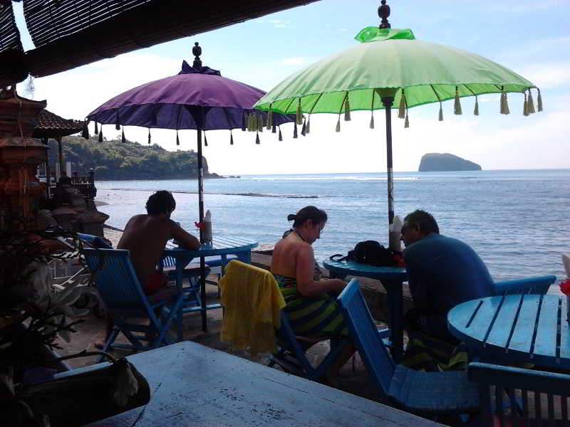 Puri Oka Beach Bungalows 1