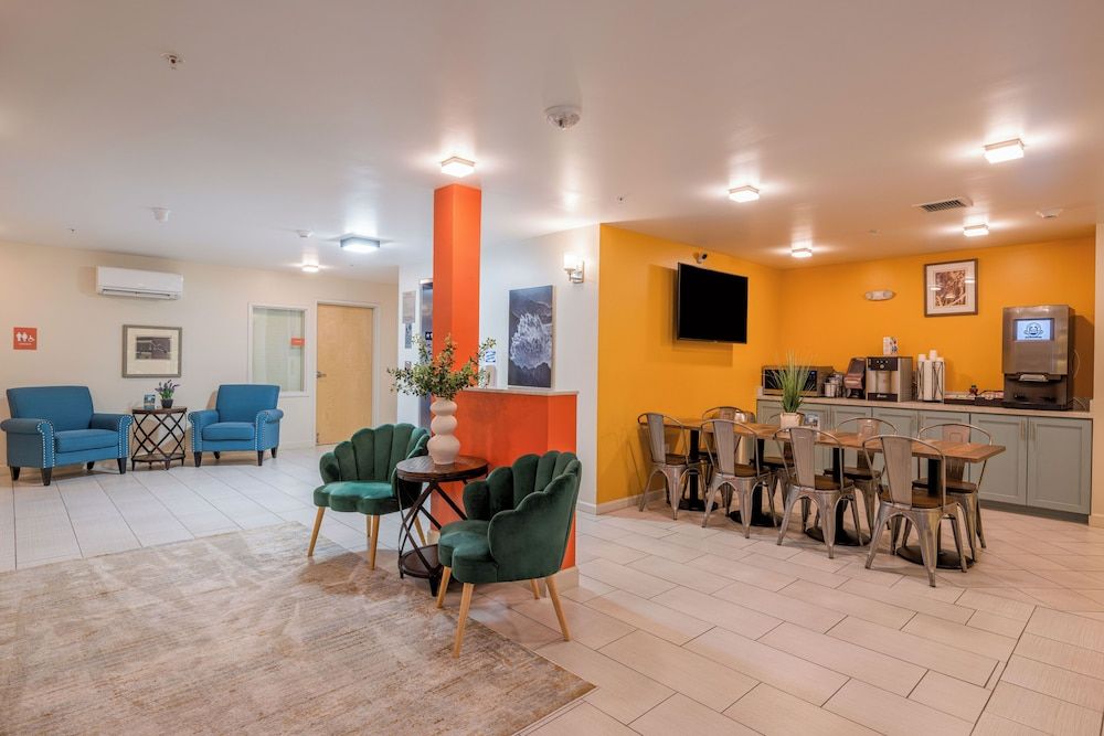 Inn At Moss Landing Point 1