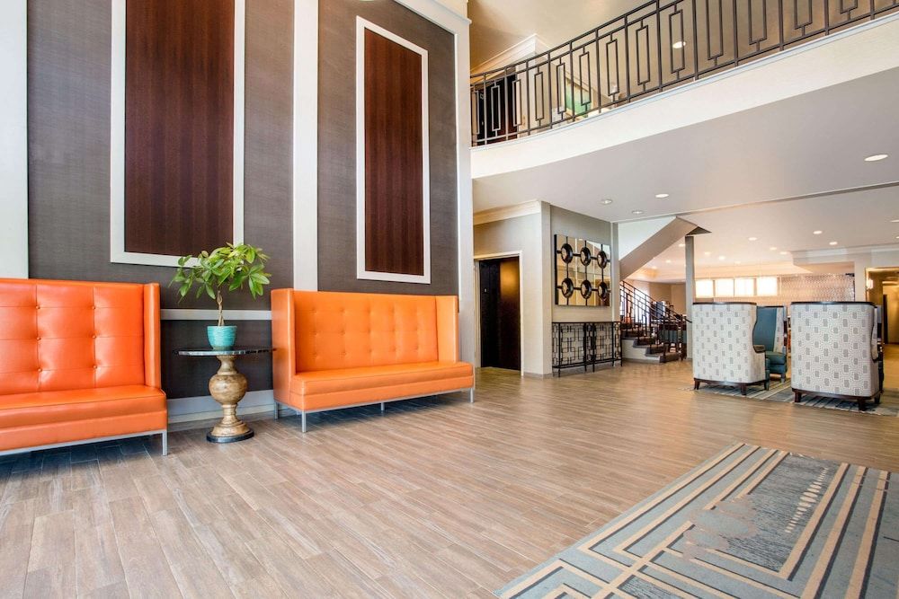 Hawthorn Suites by Wyndham Livermore 2