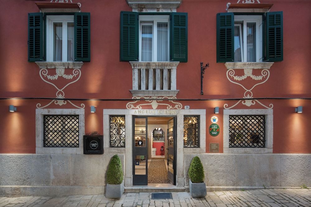 Angelo d'Oro Heritage Hotel 1