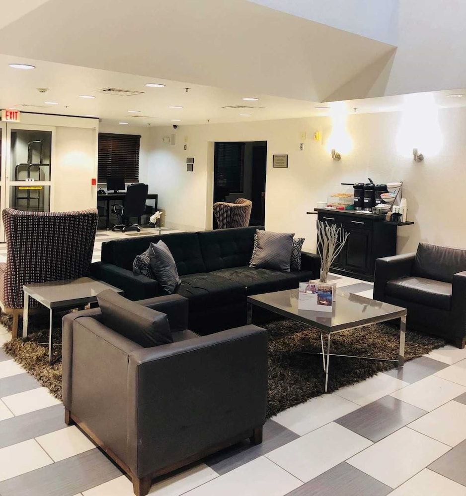 Country Inn & Suites by Radisson, DFW Airport South, TX 2