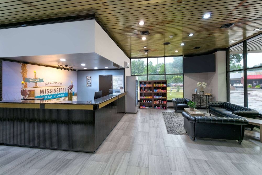 Ramada by Wyndham Diamondhead I-10 Gulfport 2
