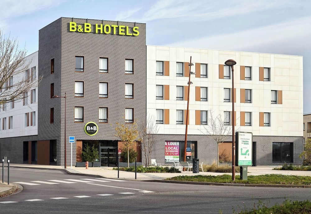 B&B HOTEL Bois d'Arcy Saint Quentin en Yvelines 1