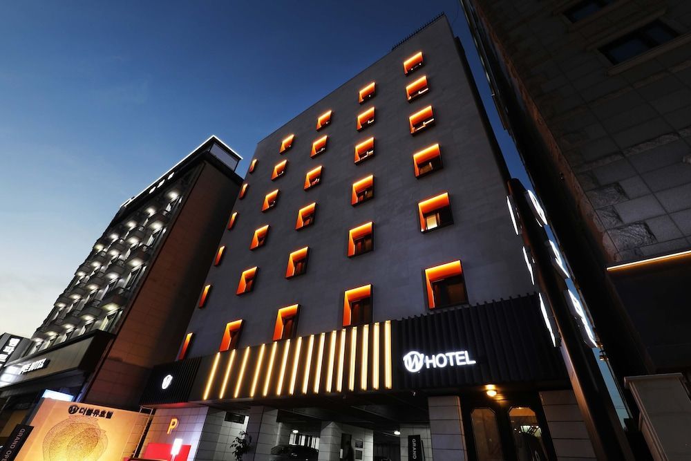 W Hotel 1