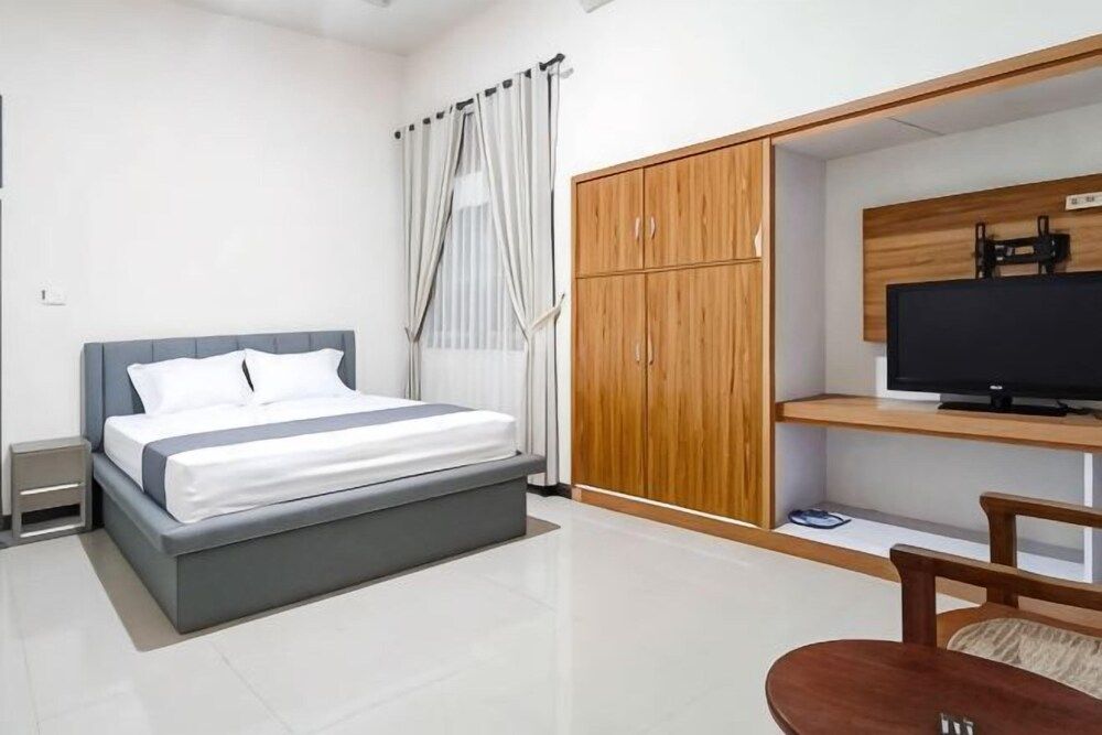 RedDoorz at RRR Guesthouse Mataram 1