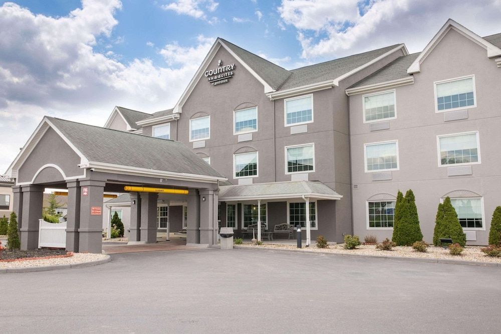 Country Inn & Suites by Radisson, Columbus West, OH 1