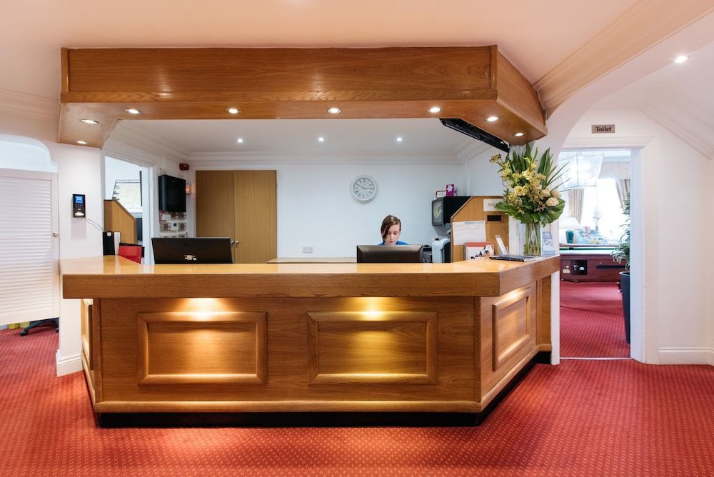 The Queens Hotel 2