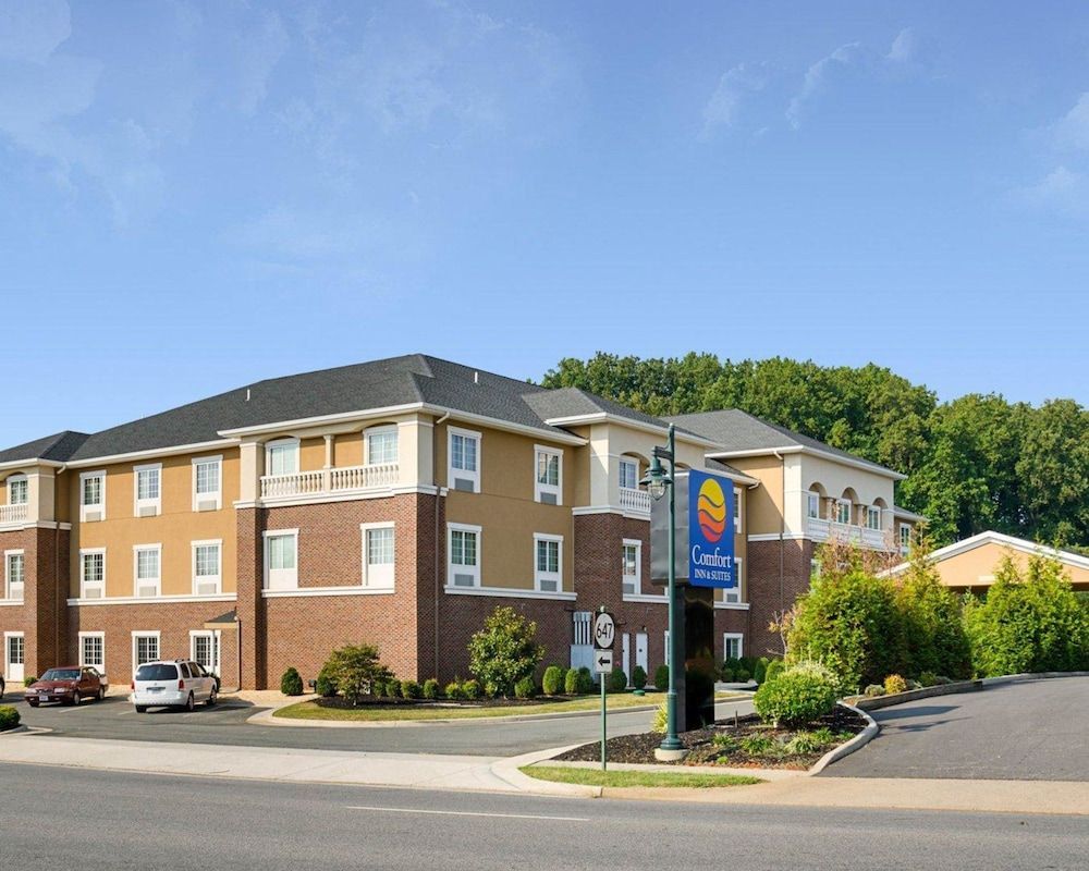 Comfort Inn & Suites Orange - Montpelier 1