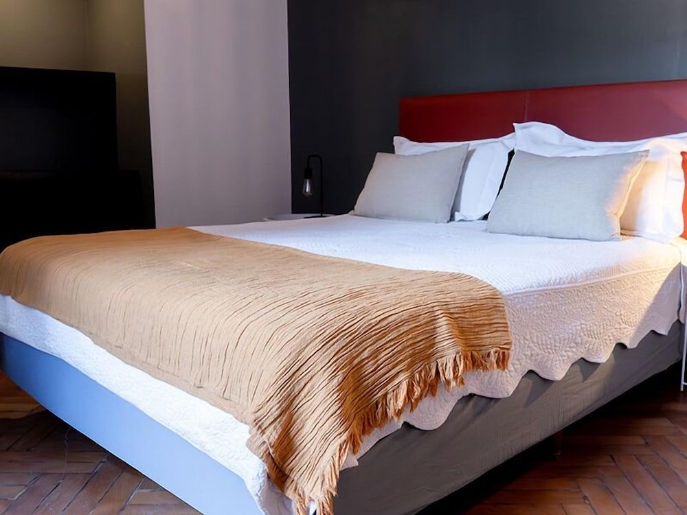 Moreno 820 by DOT Suites 2