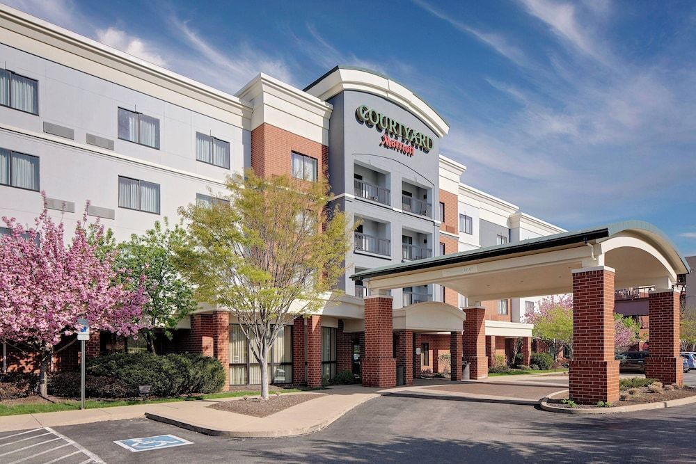 Courtyard by Marriott Pittsburgh West Homestead Waterfront 1