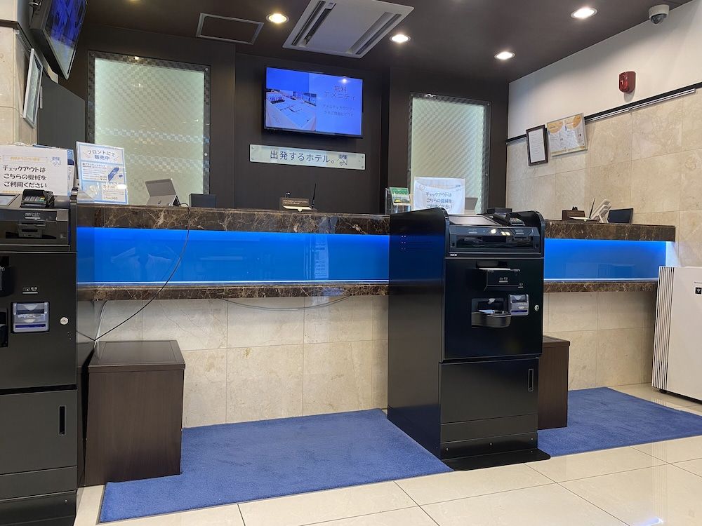 Toyoko Inn Kobe Sannomiya eki Shiyakusho Mae 2