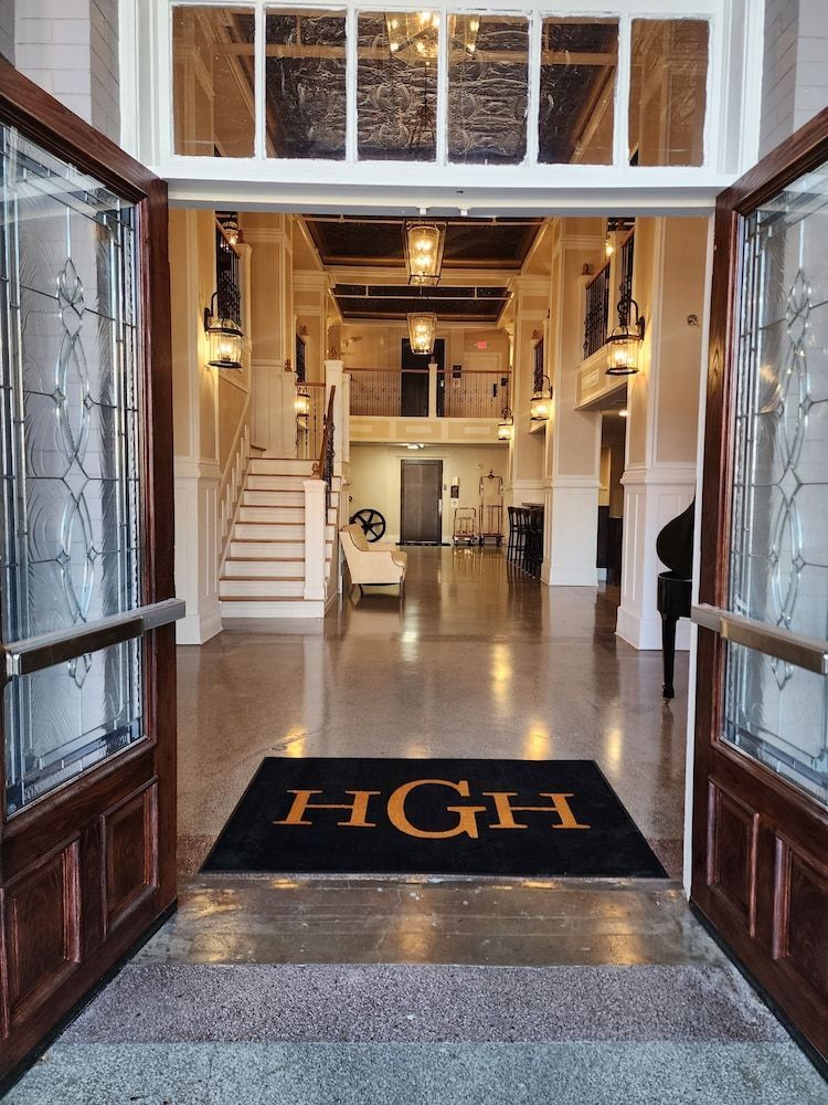 Historic Griffin Hotel 2