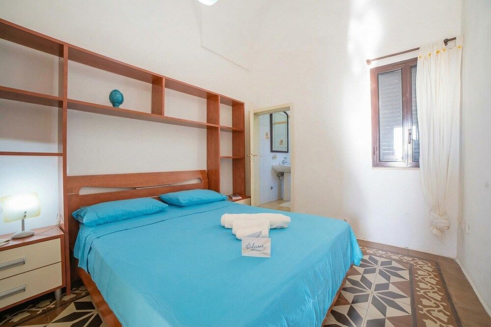 Marisole House With Sea View 2