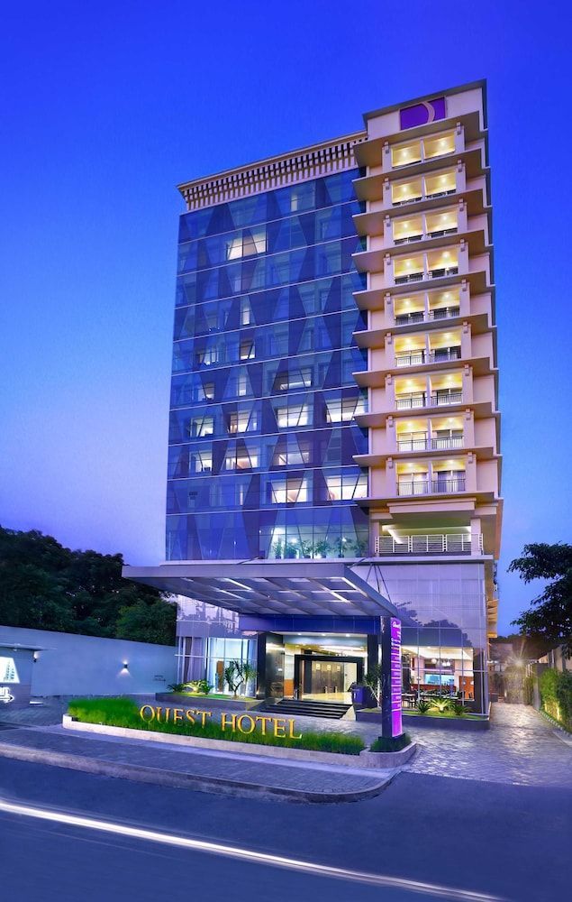 Quest Hotel Darmo - Surabaya by ASTON 1