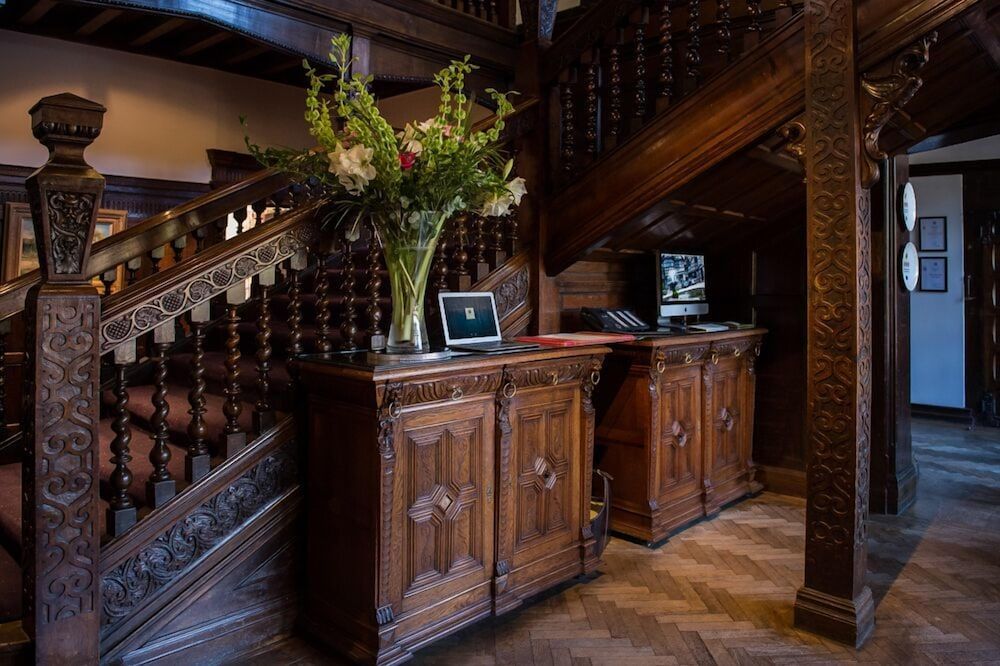 Hillbark Hotel 2