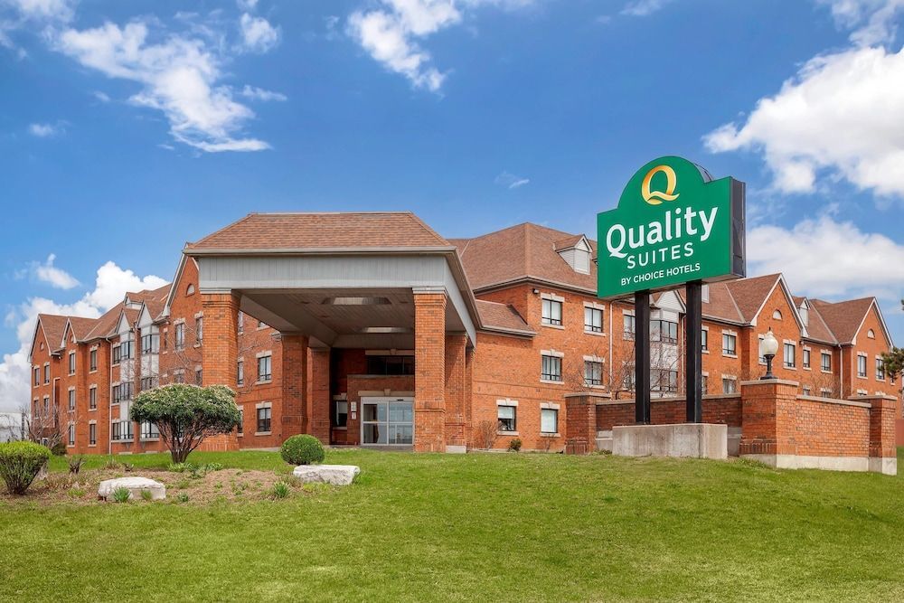 Quality Suites 1