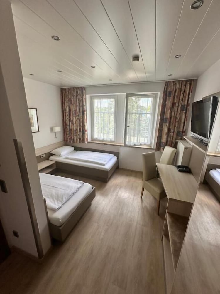Hotel Goldenes Fass - Rothenburg ob der Tauber 2