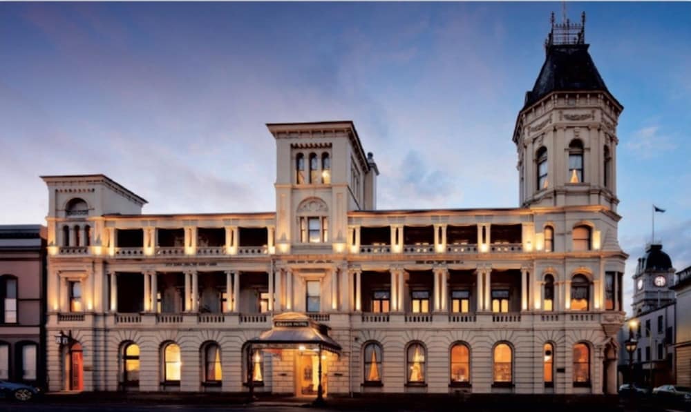 Craig's Royal Hotel 1