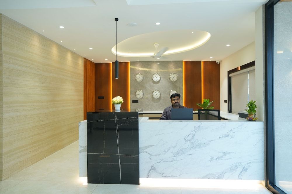 LEONAR HOTEL 2