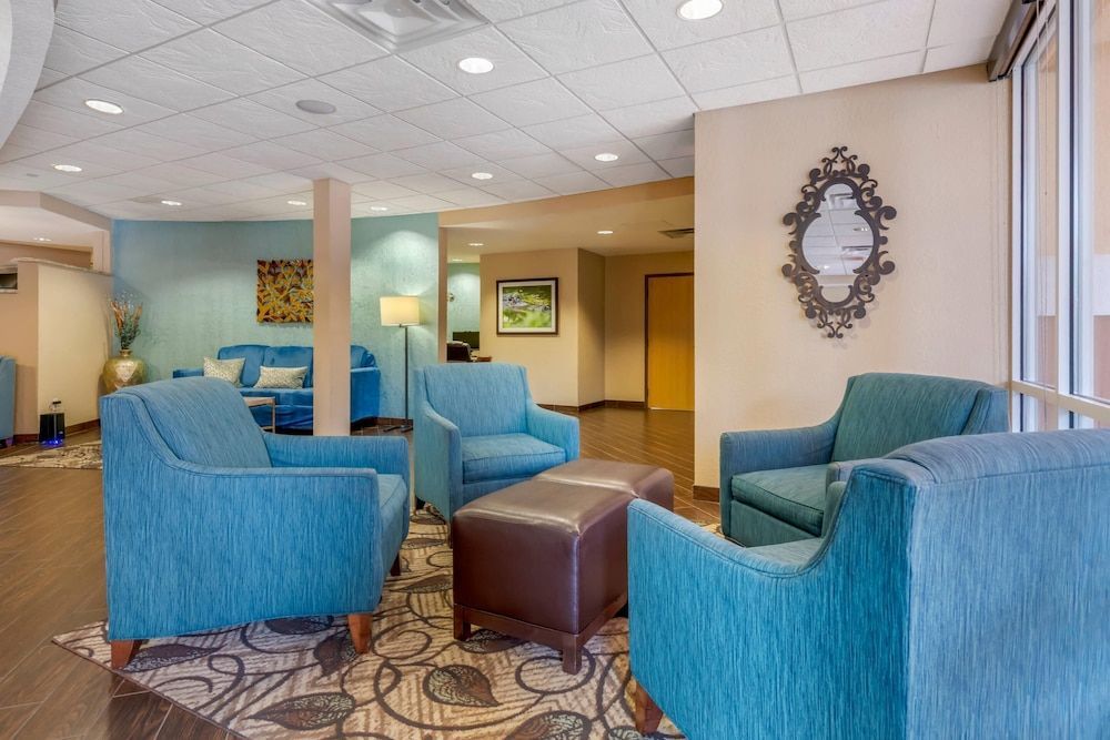 Comfort Suites Lady Lake - The Villages 2