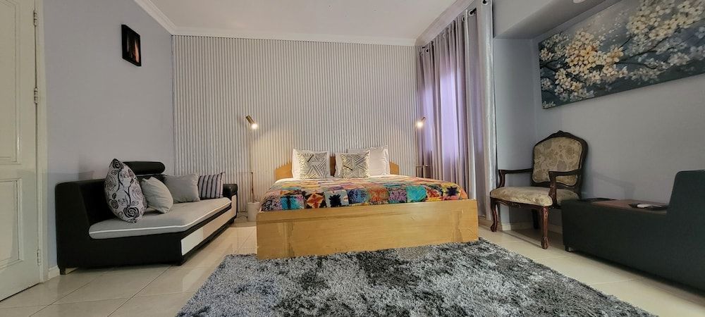 Alma House 1