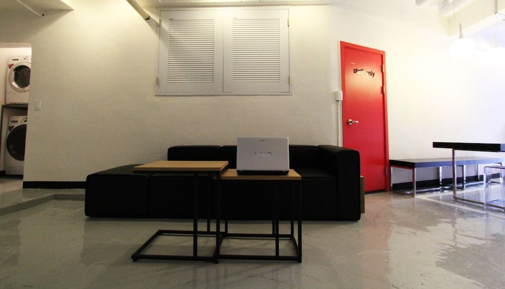 B My Guesthouse 1