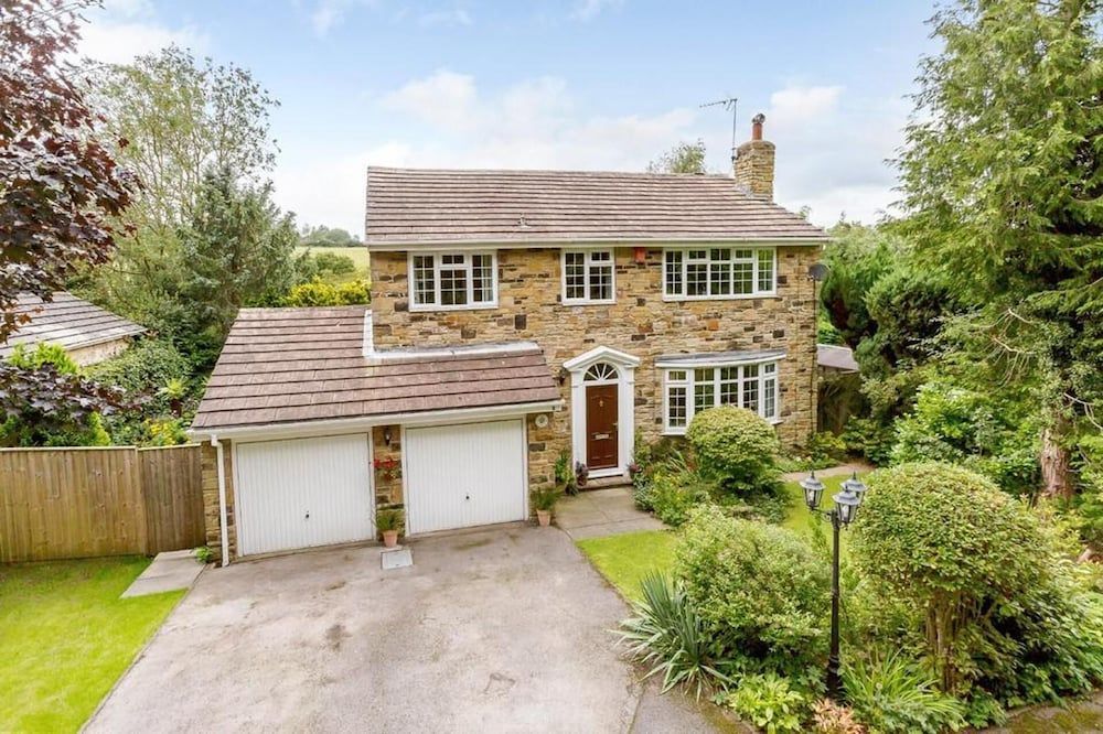 4-Bed House in Wetherby sleeps 8 near York 1