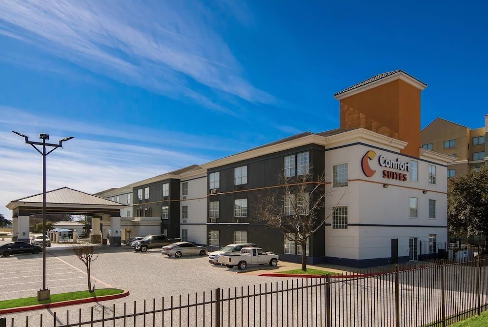 Comfort Suites Fort Worth North Fossil Creek 1