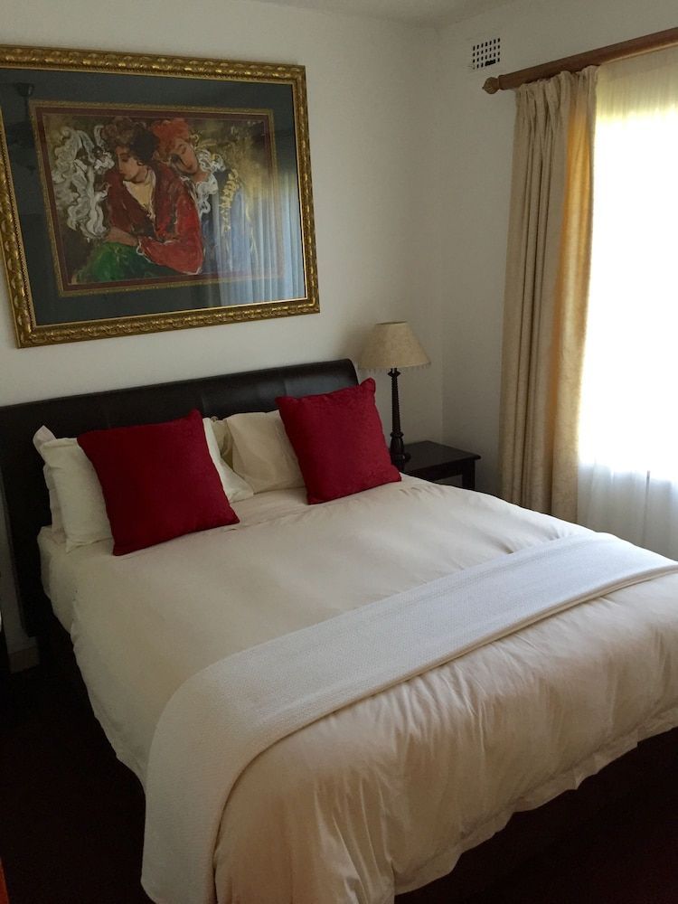 Kingston Place Guesthouse 2