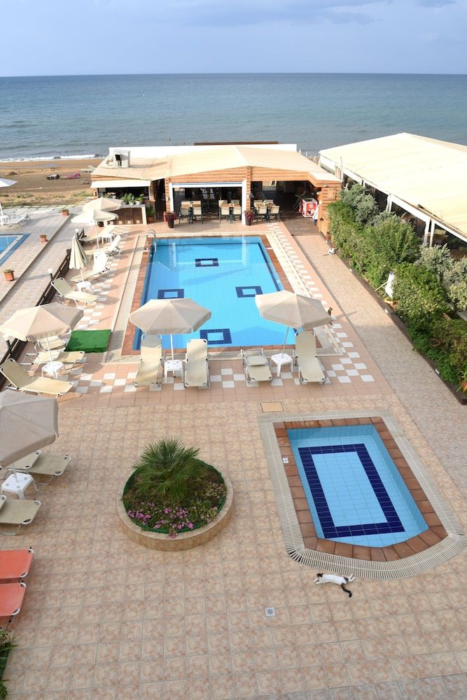Esperides Beach Hotel Apartments 1