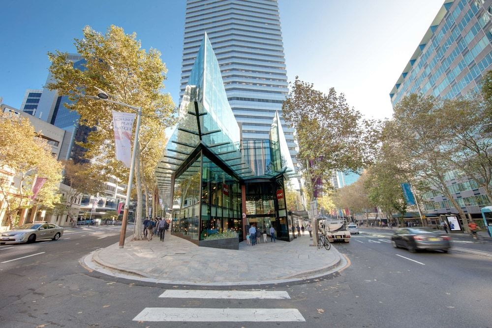 Vibe Hotel North Sydney 1