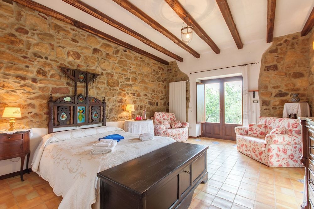 Villa Olmo With Private Pool - Happy Rentals 1