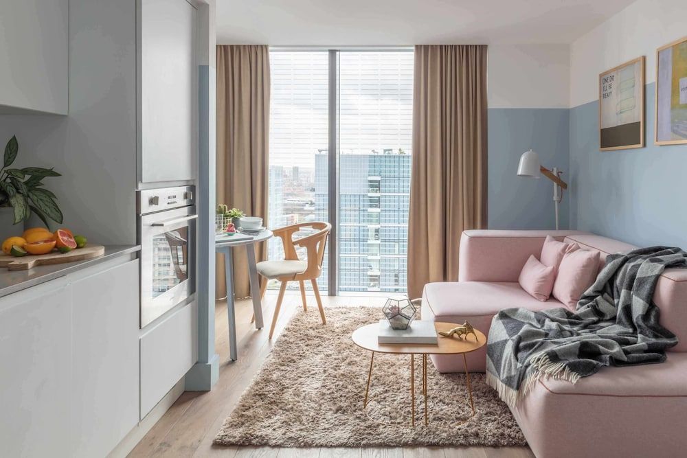 Leman Locke 1