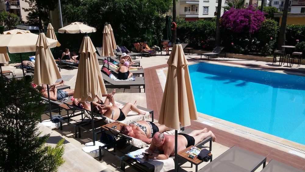 Prince Apart Hotel 1