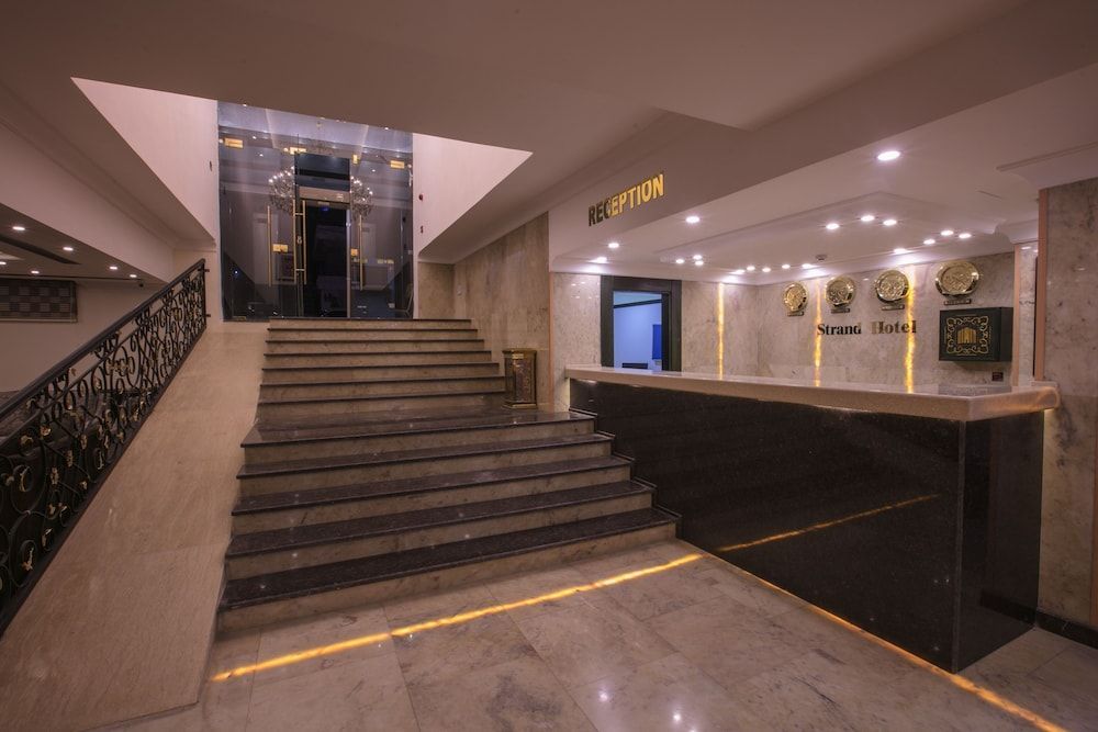 Strand Hotel Jordan 1