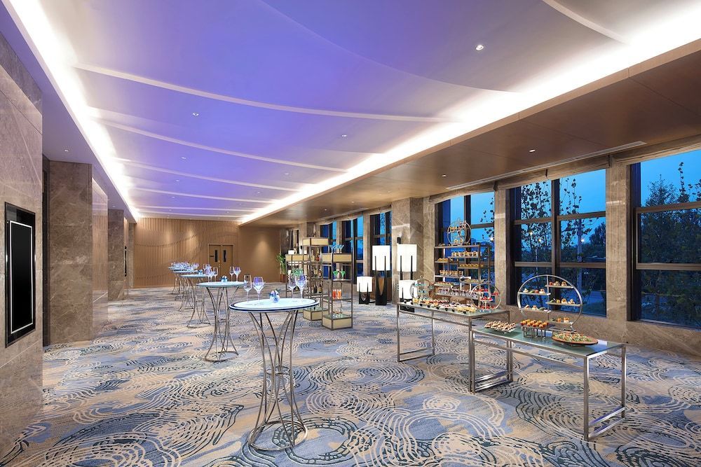 Holiday Inn Tianjin Wuqing 1