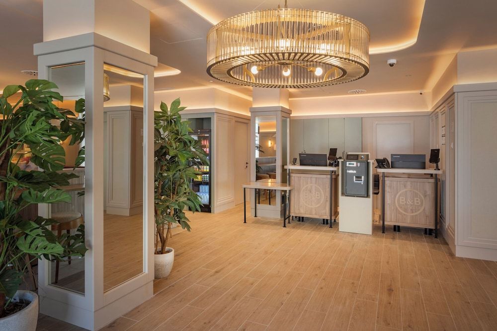 B&B HOTEL Madrid Vallecas Ensanche 1