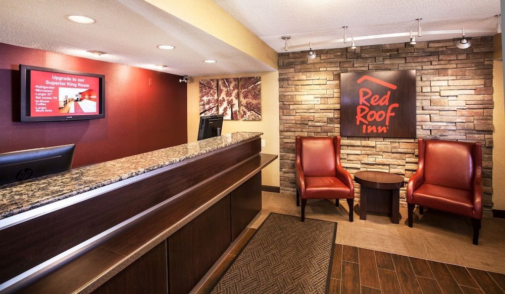 Red Roof Inn Utica 2