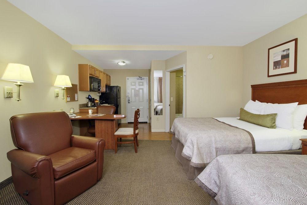 Candlewood Suites NORFOLK AIRPORT by IHG 2