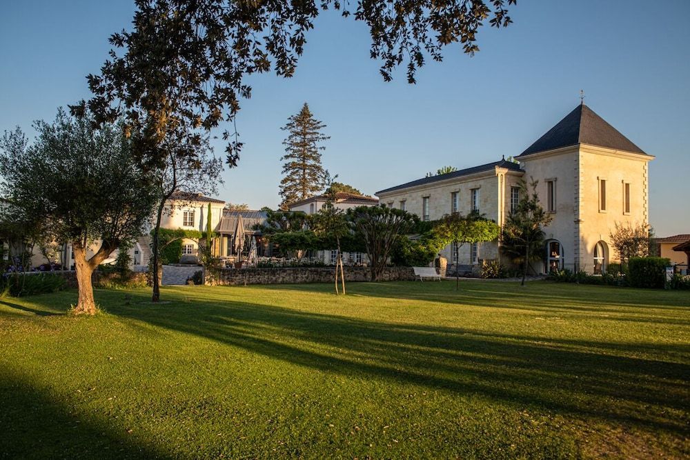 Domaine de Larchey & son restaurant - Bordeaux Sud 1