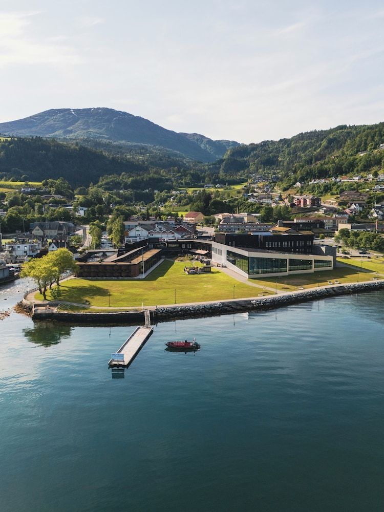 Hardangerfjord Hotel 1