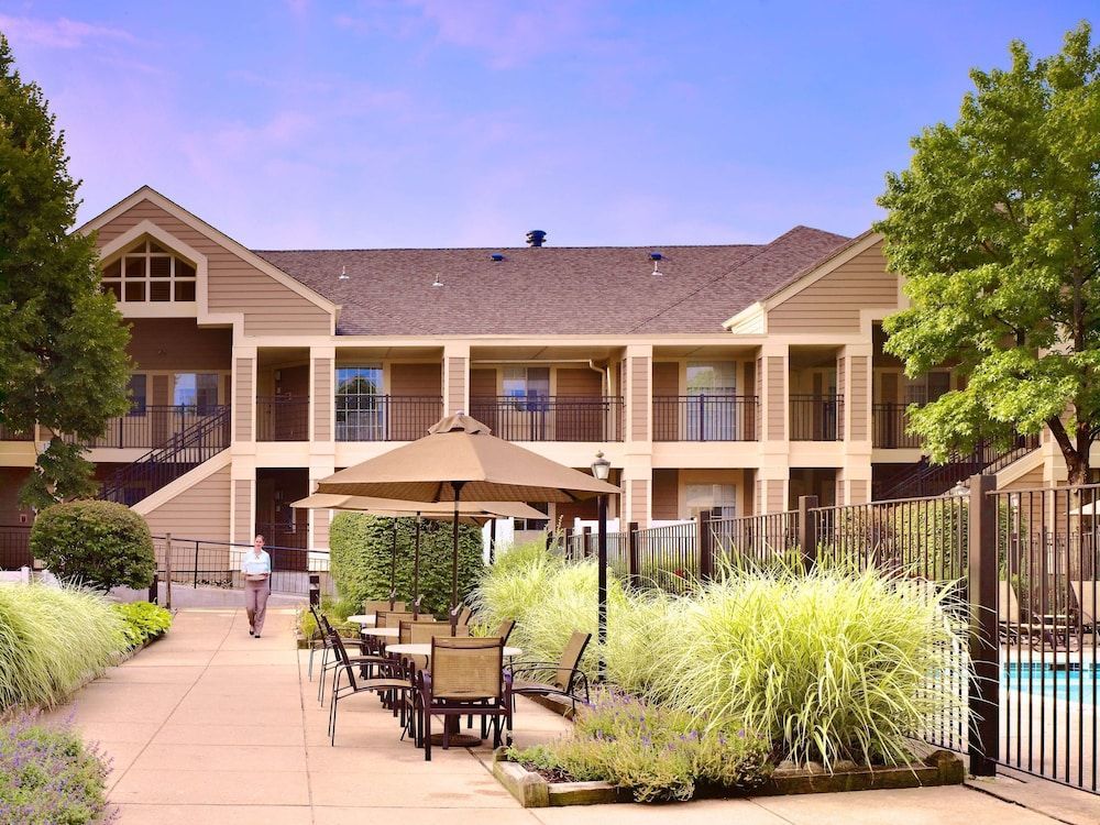Sonesta ES Suites Somerset 1