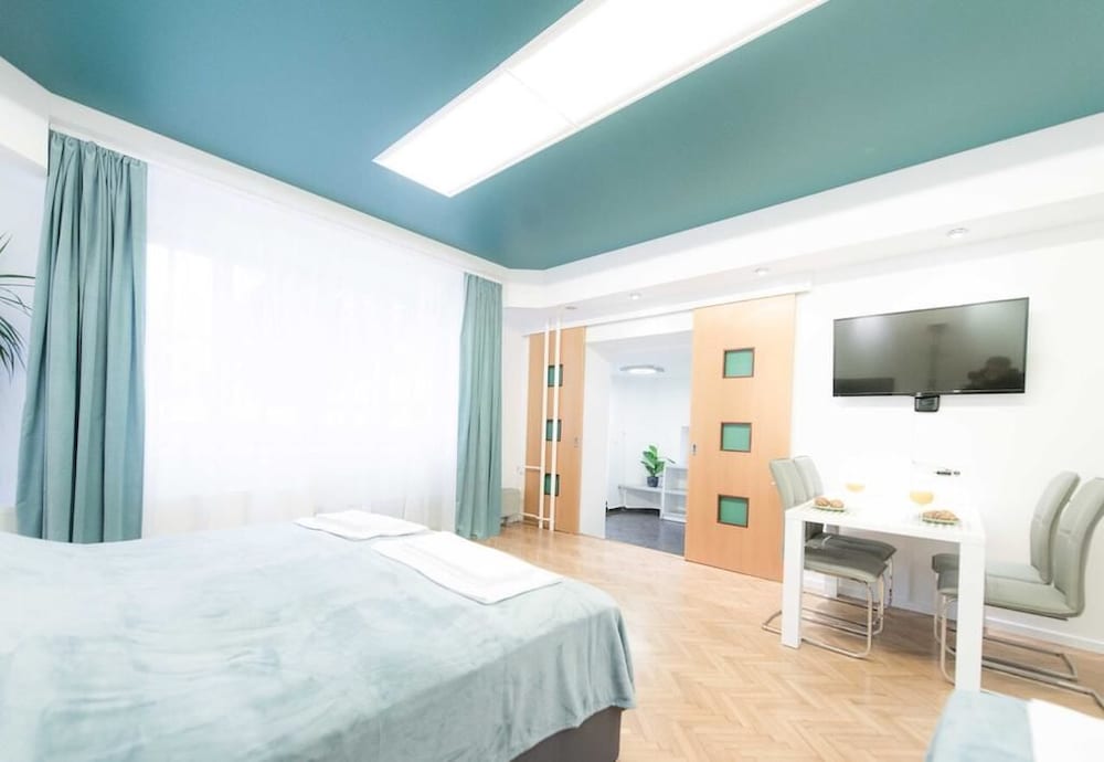 Apartma City & Free Parking 2
