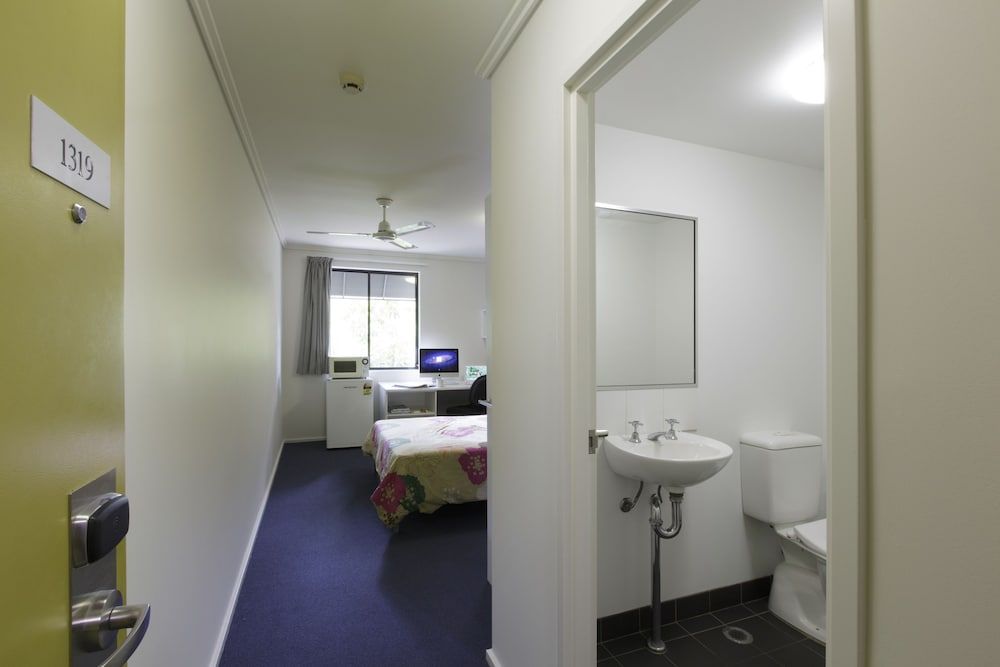 Sydney University Village 2