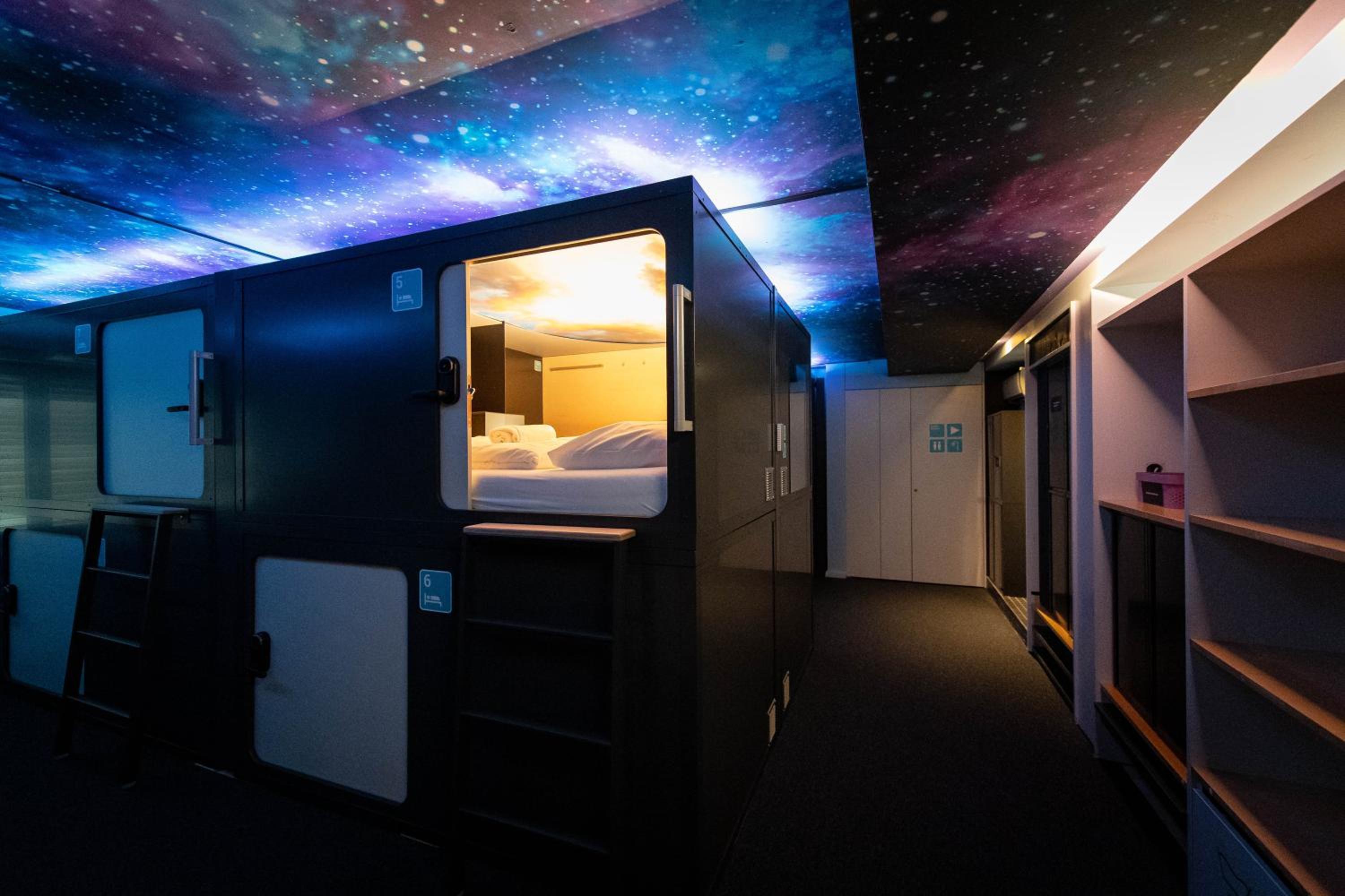 Capsule Hotel - Lucerne TheLAB 1