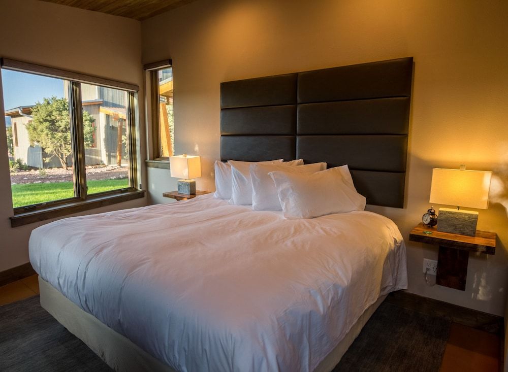 Royal Gorge Cabins 2