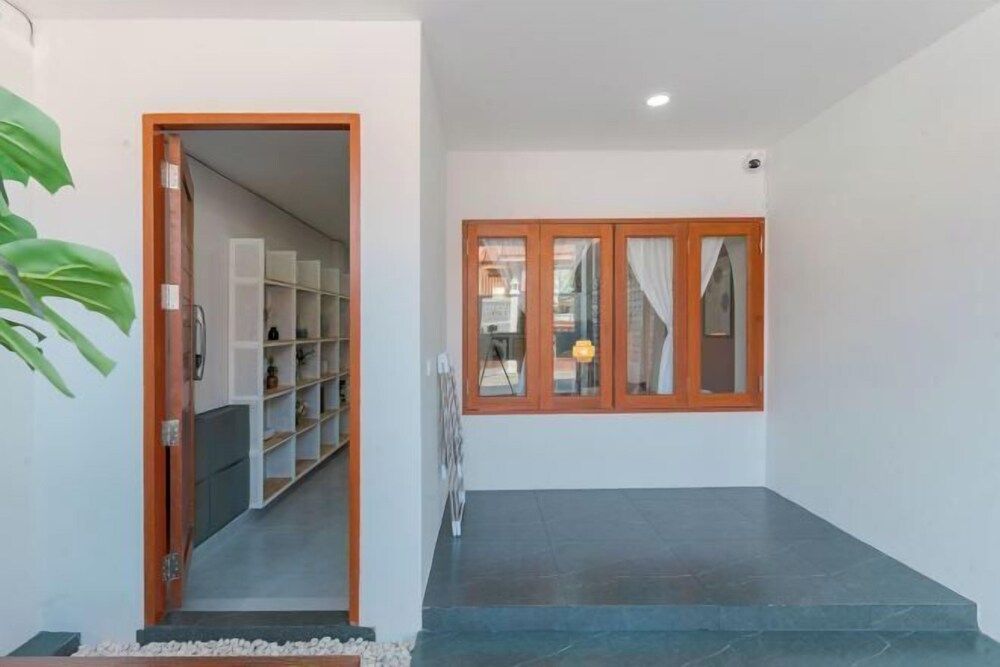 Modern Townhome / 2BR near CNX moat 2